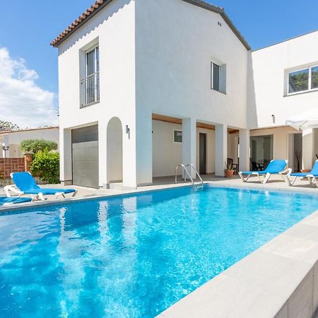 Goldhome - New House With Private Heated Pool, Parking, Wifi, Games Room 엠푸리아브라바 외부 사진