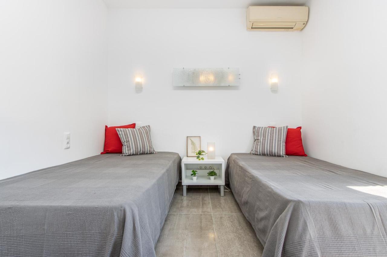 Goldhome - New House With Private Heated Pool, Parking, Wifi, Games Room 엠푸리아브라바 외부 사진